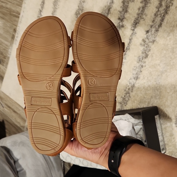 Girls Kenneth Cole gladiator sandals - Picture 4 of 4